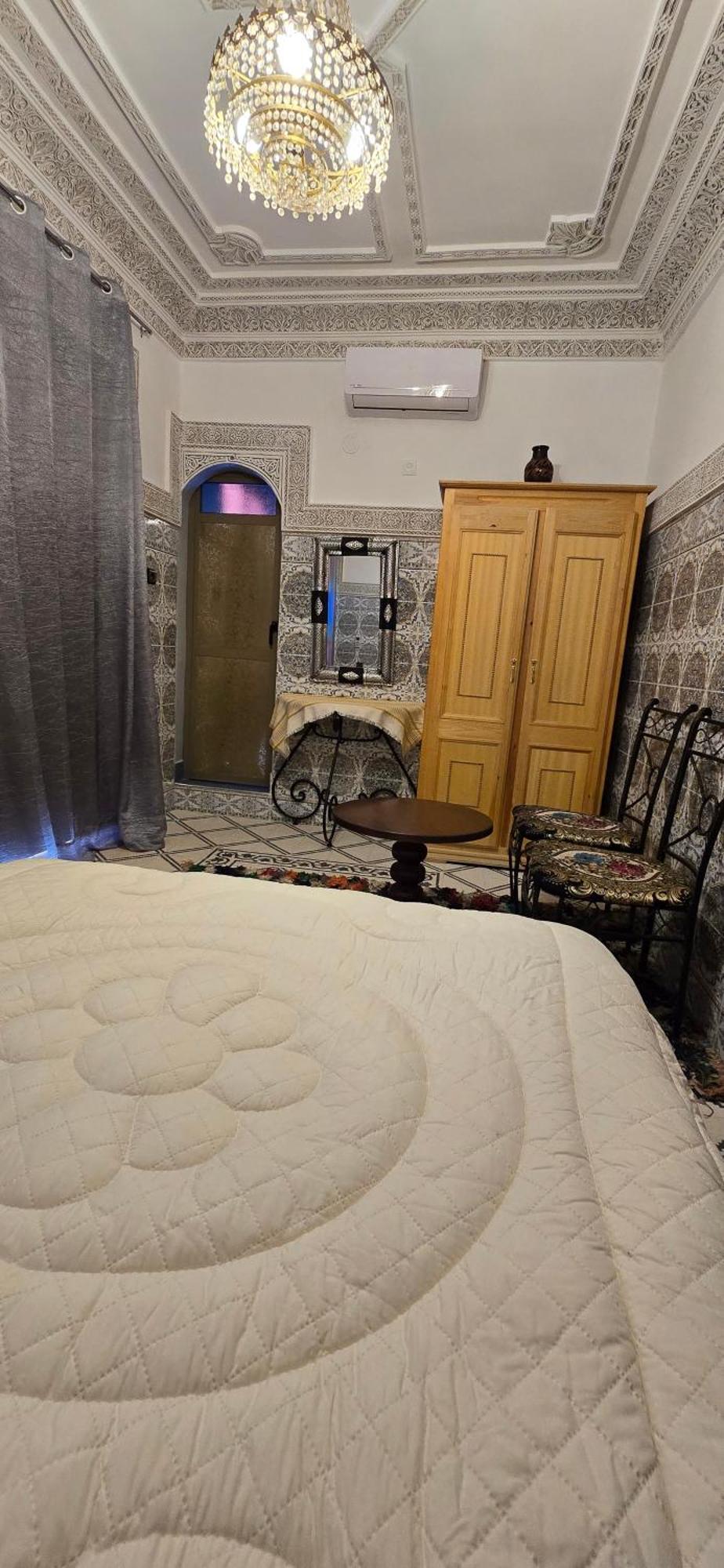 Double Room Private Bathroom