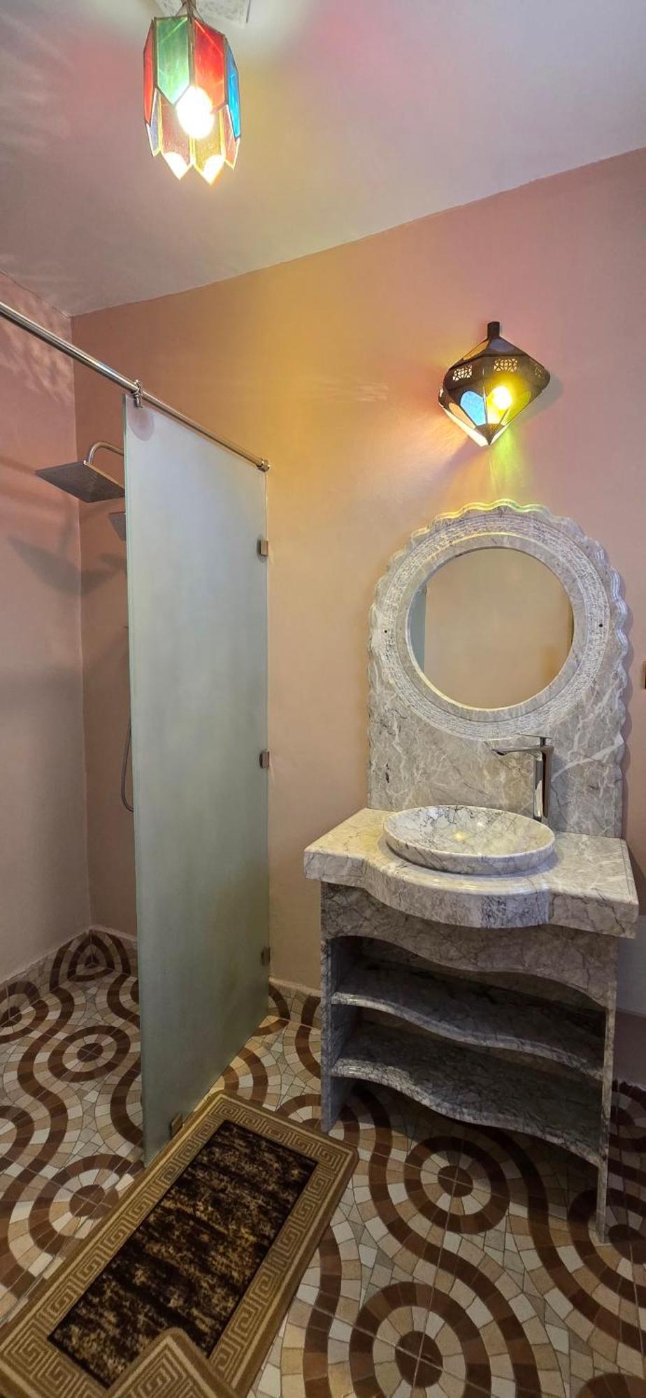 Double Room Private Bathroom
